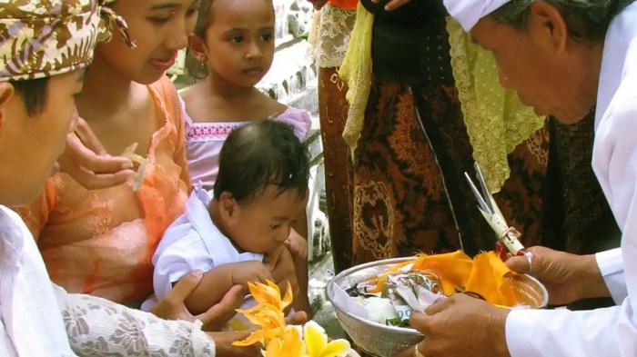 Mantra otonan mewat kawat mebalung besi