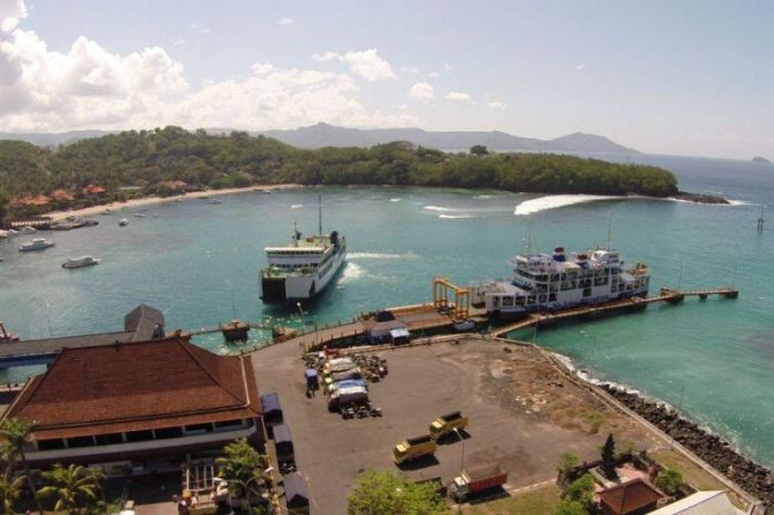 Pelabuhan nusa penida