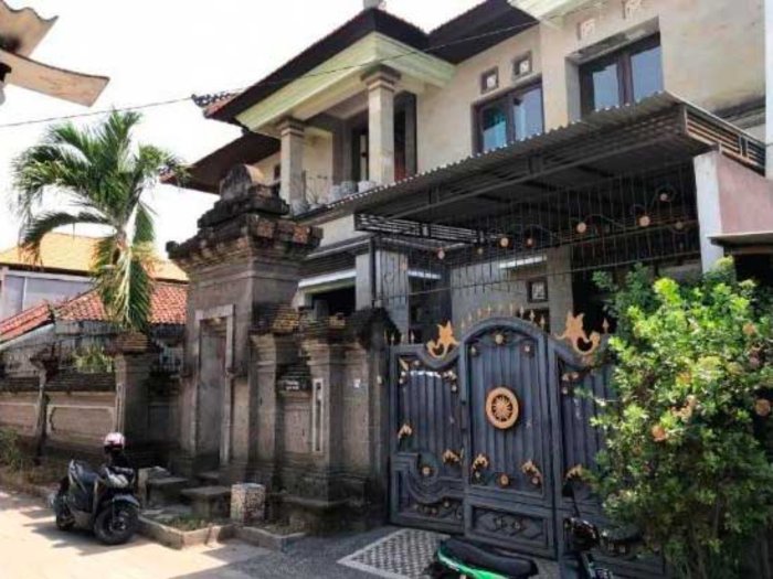 Rumah stil bali sederhana