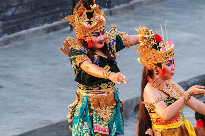 Tari kecak sinopsis