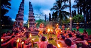 Tari kecak pesan gerakan properti makna sejarah moral mengandung